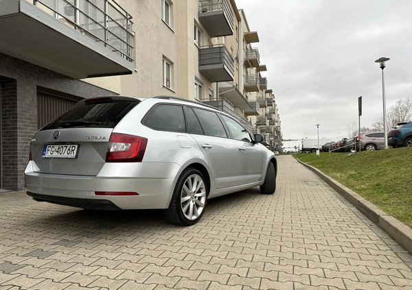 Skoda Octavia cena 42900 przebieg: 300001, rok produkcji 2017 z Sokółka małe 67